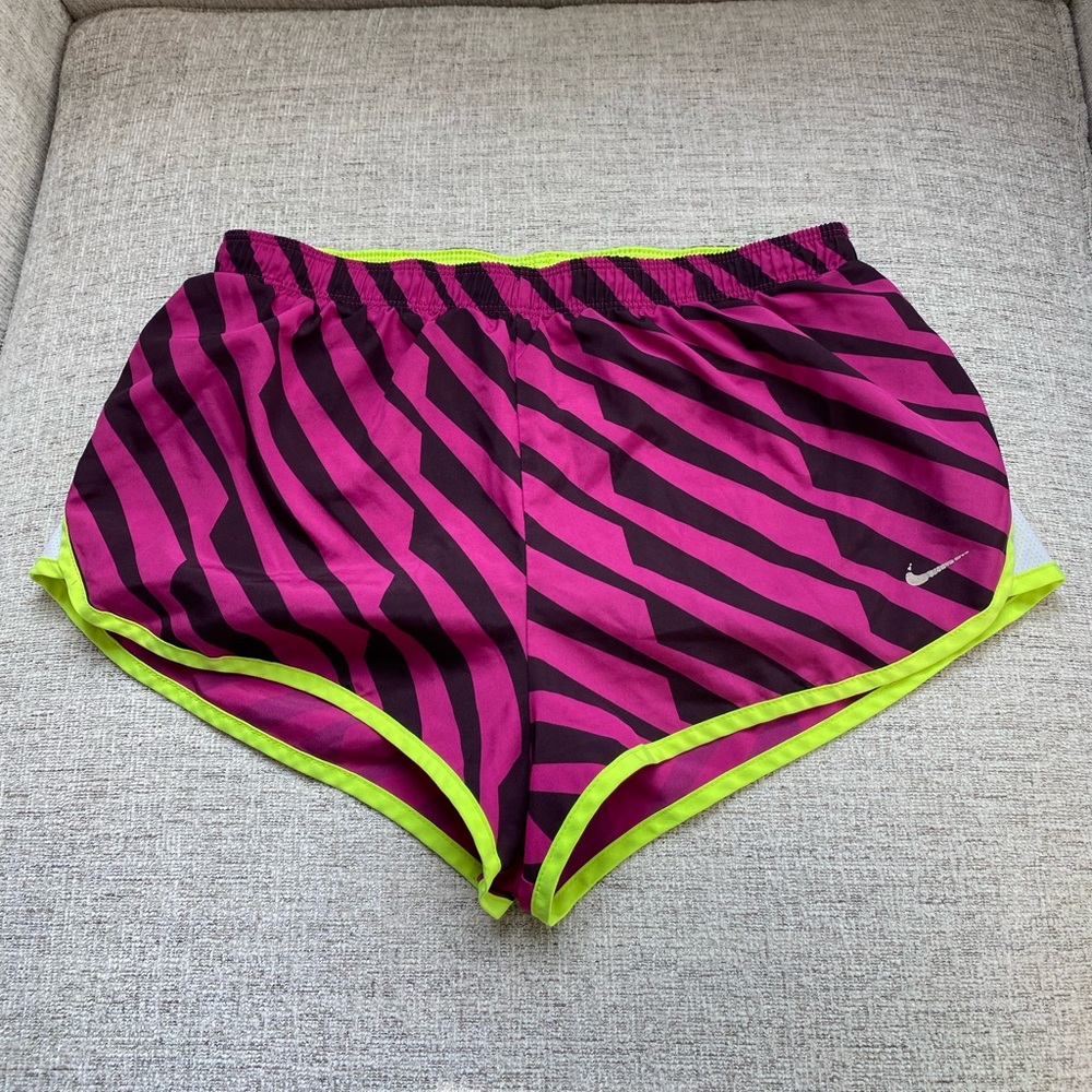 Women’s Nike Shorts⭐️